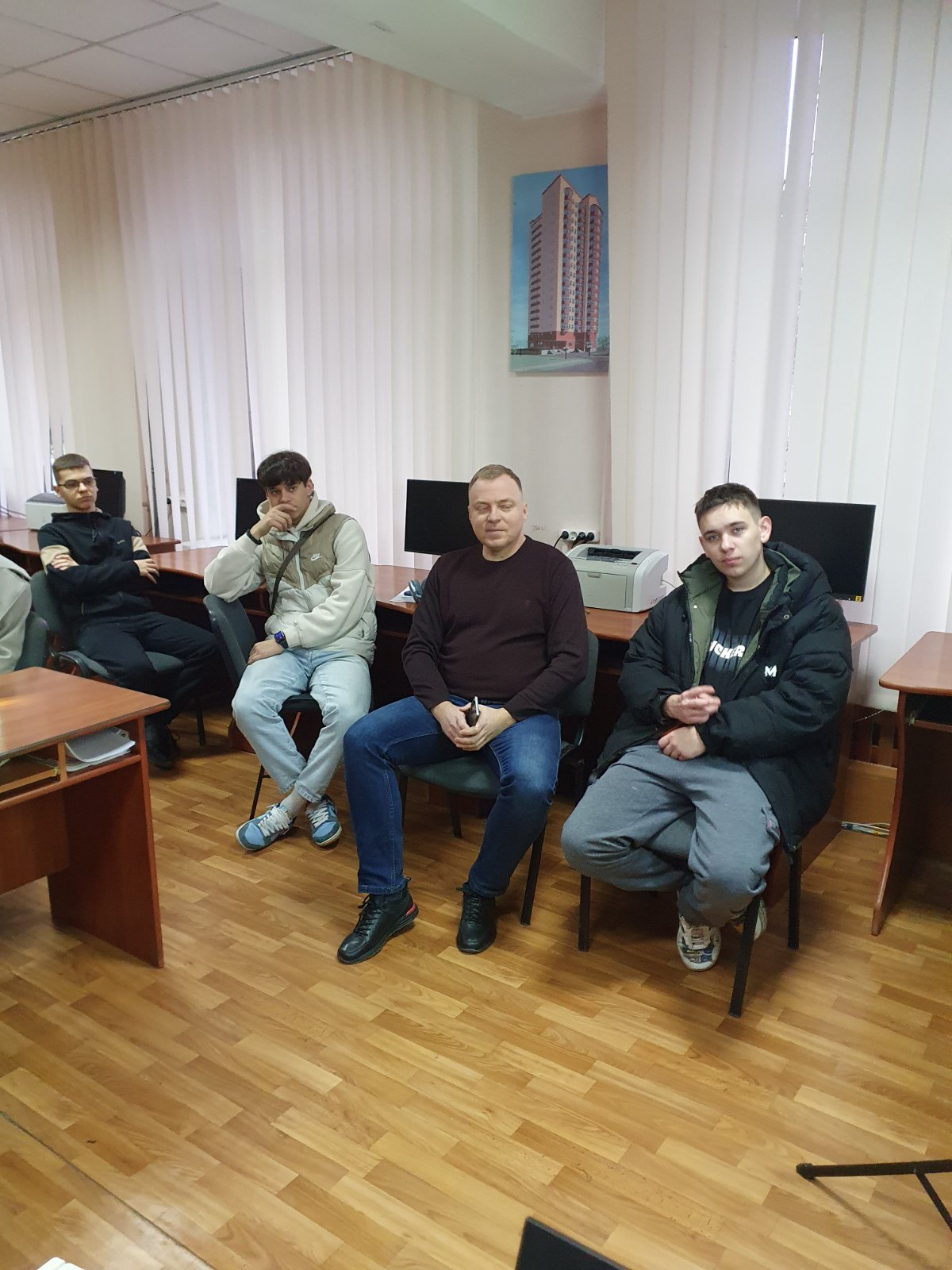 зображення_viber_2025-12-04_22-26-42-424